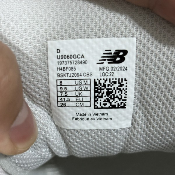 New Balance 9060 Clay Ash