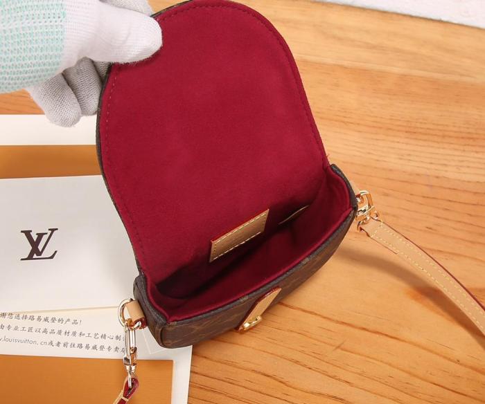 Handbags Louis Vuitton M46643 size 12*3.5*12cm