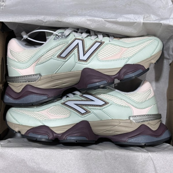 New Balance 9060 Clay Ash