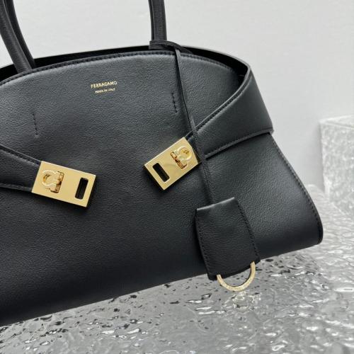 Ferragamo Handbags 215608-766758 size 31.5*19*22 cm