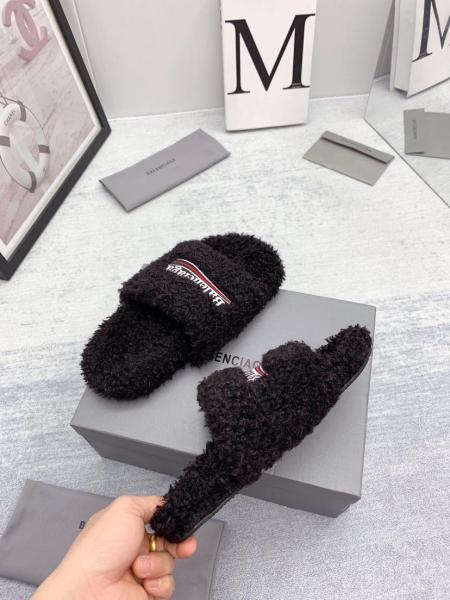 Balenciaga Furry Home Slippers Black