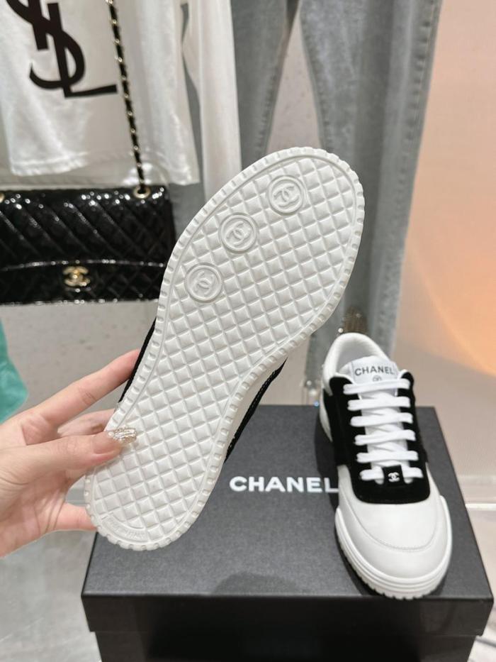 CHANEL Skateboard Shoes Women's Low-top White Black G45470 B15160 NT786