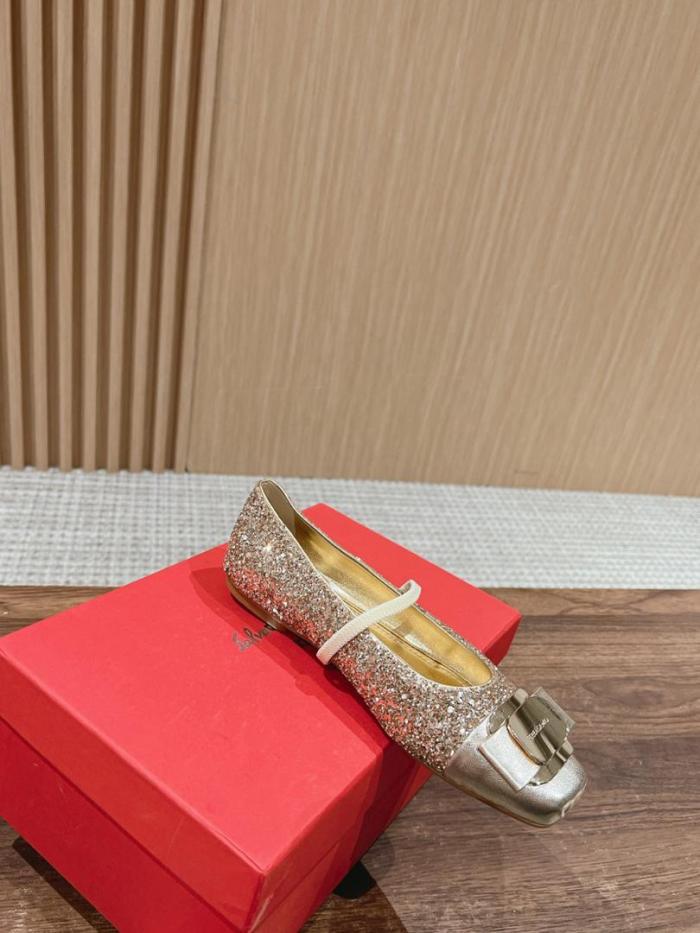 Ferragamo New Vara plate ballet flat Gold 01J185 777436