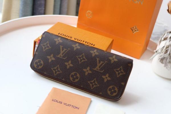  Wallet Louis Vuittno M60742 size 20*2*9 cm