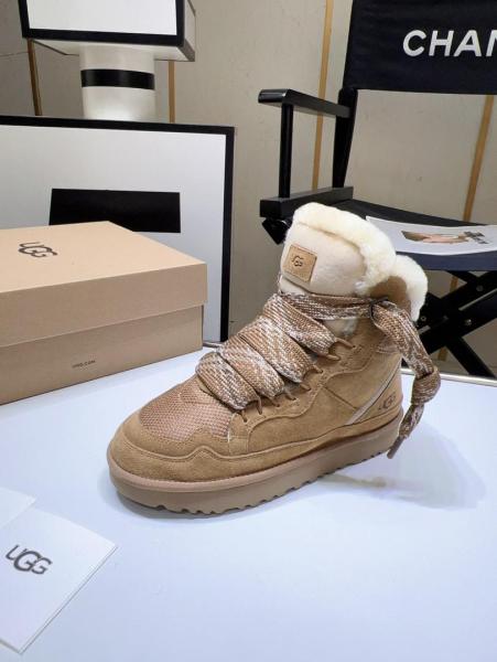 UGG Lowmel Sand (Women's) 1144032-SAN