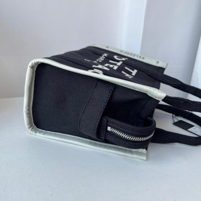 Handbags MARC JACOBS M0017025-001 size 25*10*20cm