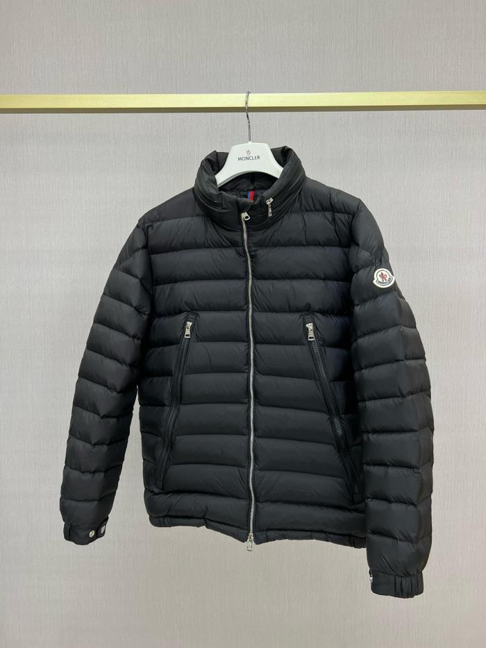 Clothes Moncler J10911A0014054A81998 
