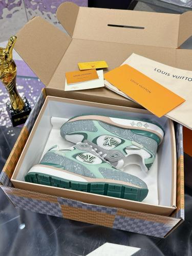 Louis Vuitton Run Away Sneaker 1ACVEM
