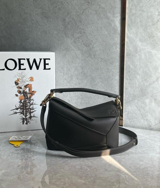 Handbags LOEWE A510P60X41-1100 size 24*10.5*16.5 cm