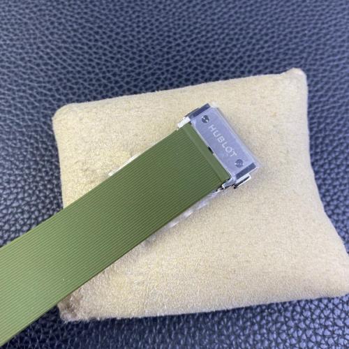 Watches Hublot Classic Fusion Titanium Green 542.NX.8970.RX size 42 mm