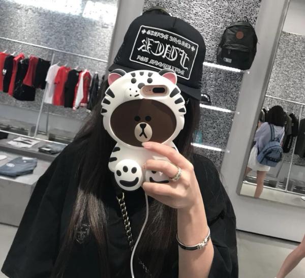 Hat Chrome Hearts 20241011