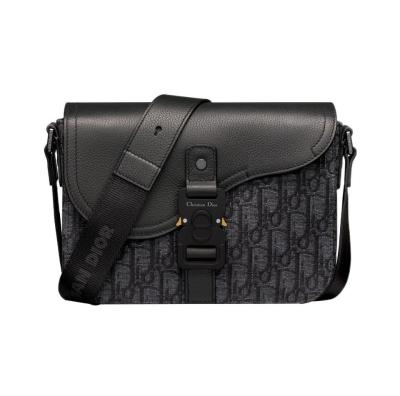 DIOR Grained Calfskin Saddle Bag, Messenger Bag, Crossbody Bag, Shoulder Bag Men's Black 1ADPO049YKS-H00N size 23*6*17.5 cm