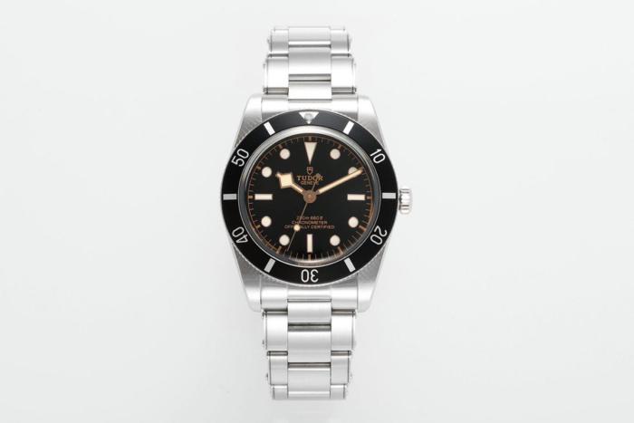 Watches TUDOR M79000n-0001 size 37 mm