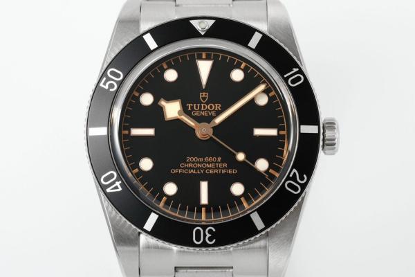 Watches TUDOR M79000n-0001 size 37 mm
