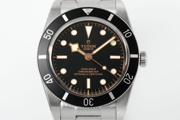 Watches TUDOR M79000n-0001 size 37 mm