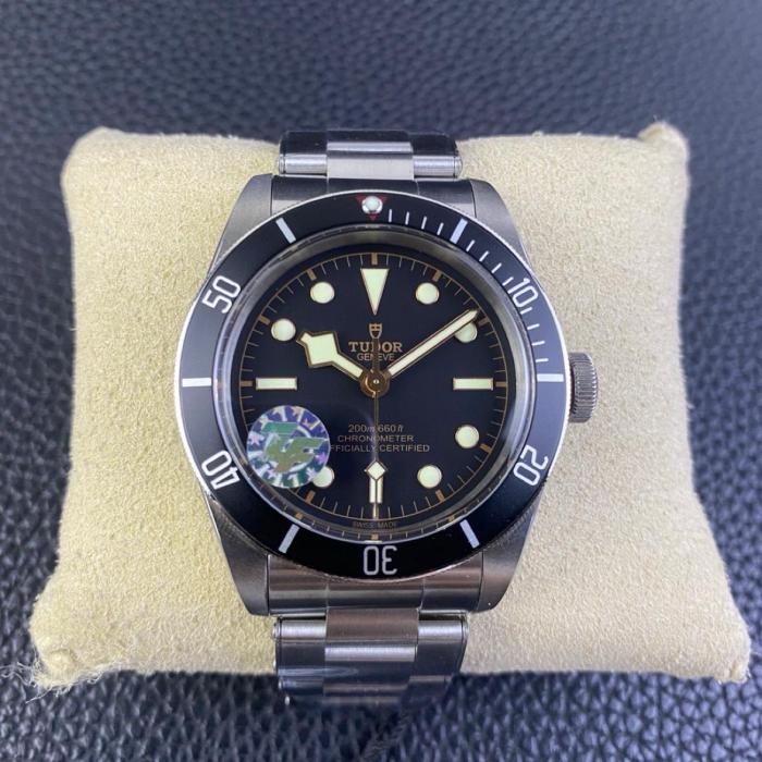 TUDOR Black Bay M79230N m79230n-0002 size 41 mm