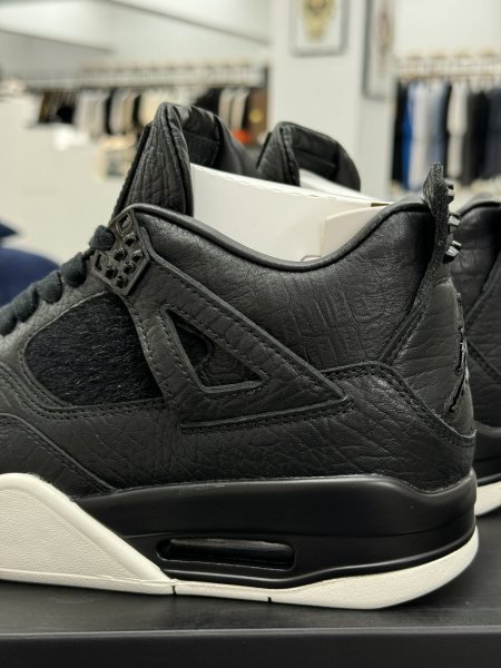 Jordan 4 Retro Pony Hair Black