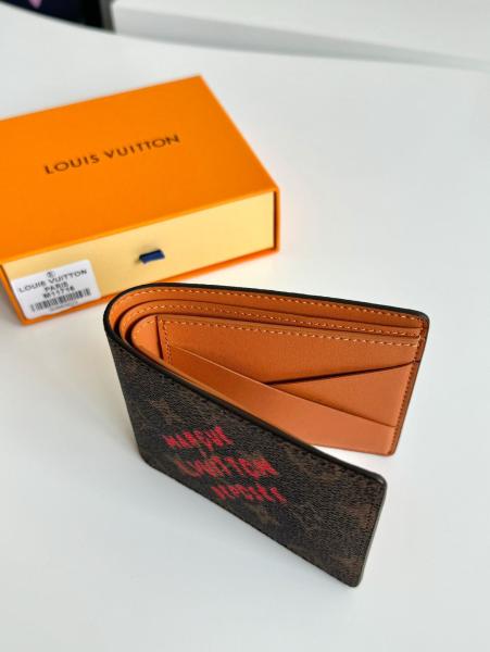 Wallet Louis Vuittno M11716 size 11.43*1.52*8.89cm
