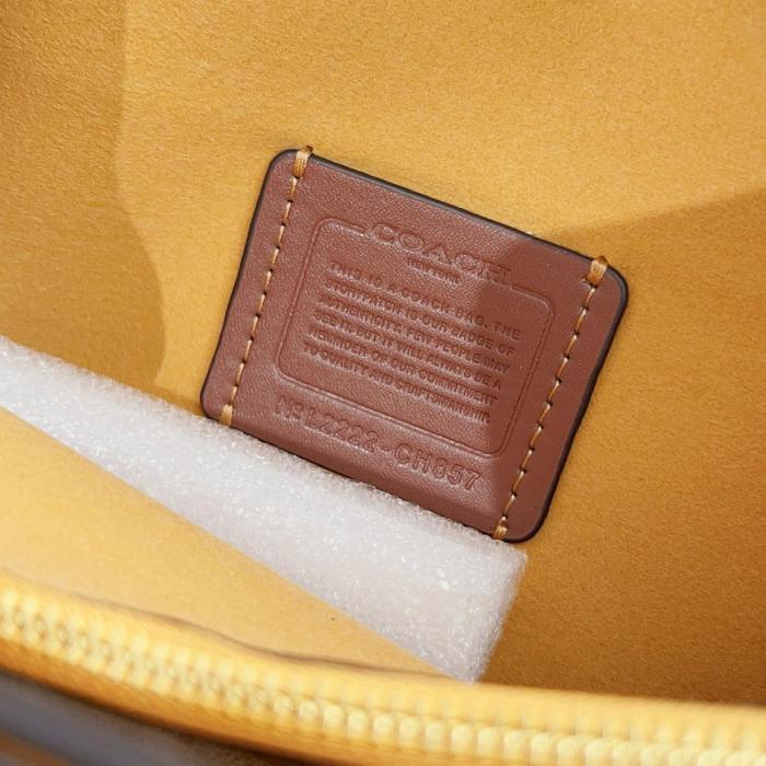 COACH Tabby Cow Leather Shoulder Bag Medium Size Women's White COAU8-2E9GRY size 26*8.3*15.2 cm