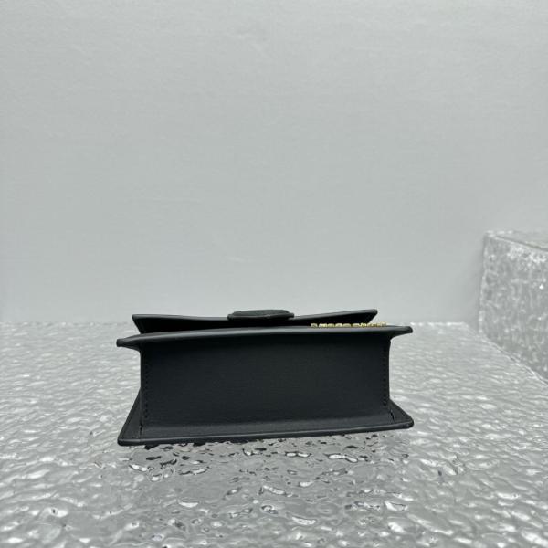 Handbags Jacquemus 213BA06-213-300990 small size 17.5*9 cm