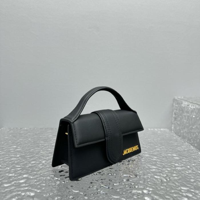 Handbags Jacquemus 213BA06-213-300990 small size 17.5*9 cm