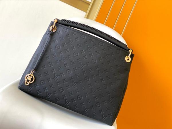 Handbag LOUIS VUITTON Artsy MM M41066 size 41*32*22cm