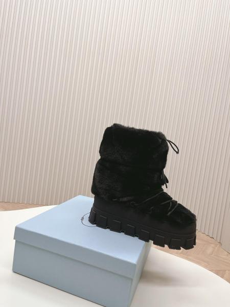 PRADA Shearling Après Ski Boots 2U032N_173_F0002_F_040