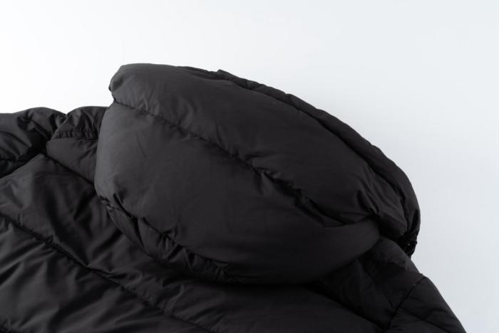 Moncler Vezere Hooded Padded Jacket