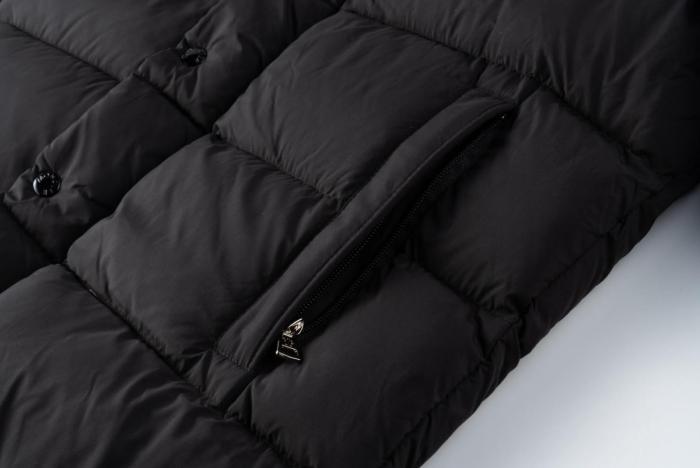Moncler Vezere Hooded Padded Jacket