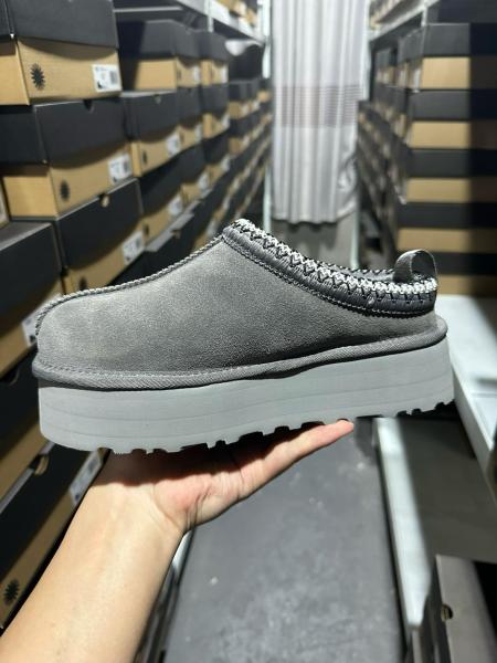 UGG shoes 20241202