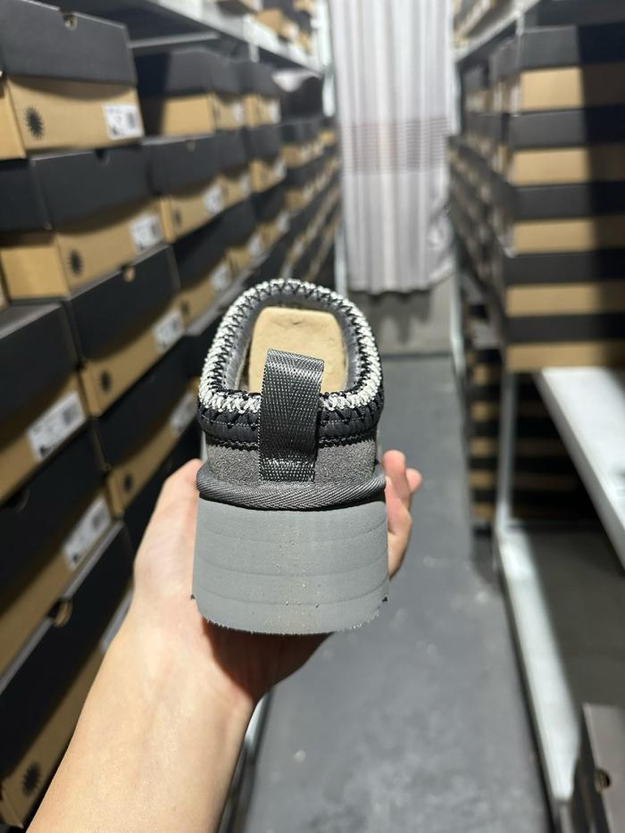 UGG shoes 20241202