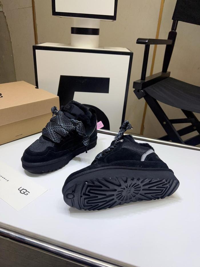 UGG Lowmel Black (Women's)