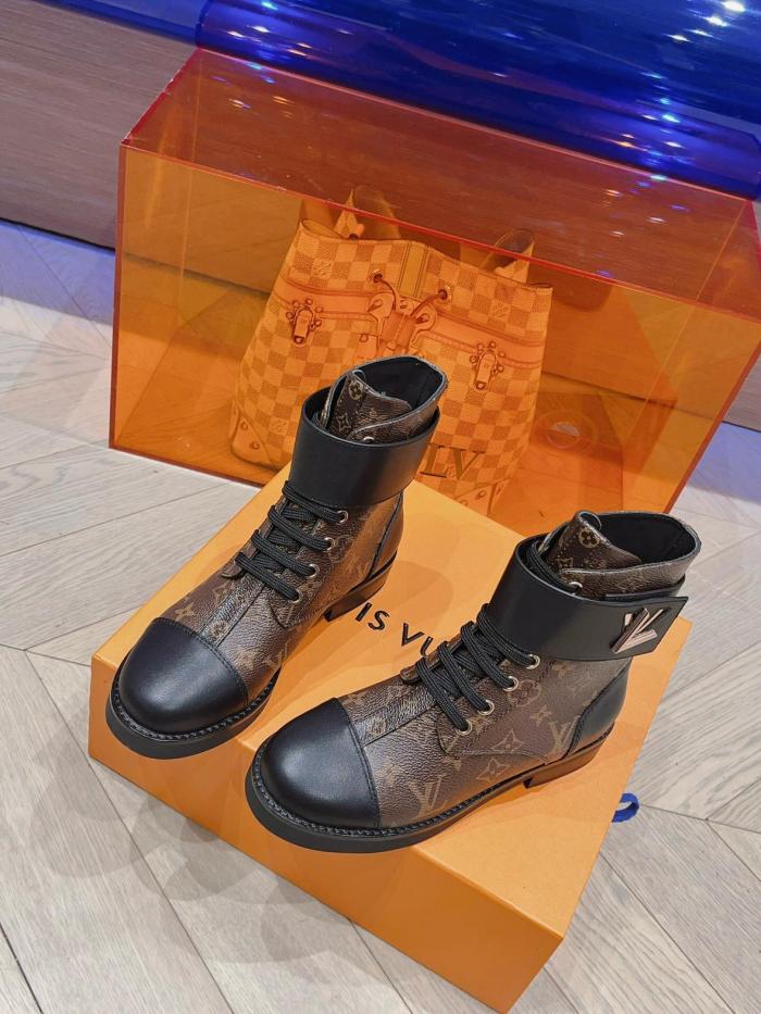 LOUIS VUITTON Wonderland Martin Boots Women's Brown Black 1A2JCT