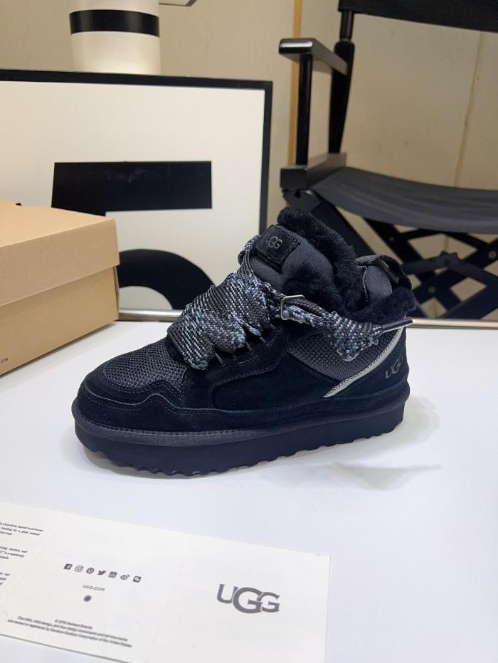 UGG Lowmel Black (Women's)