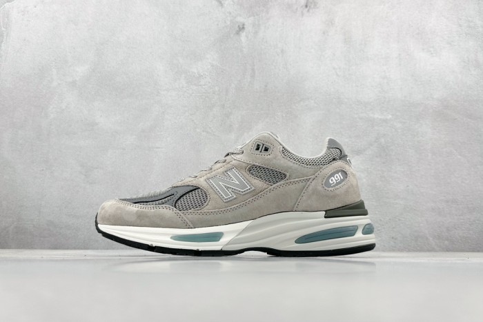 New Balance 991v2 MiUK Rock Ridge Grey