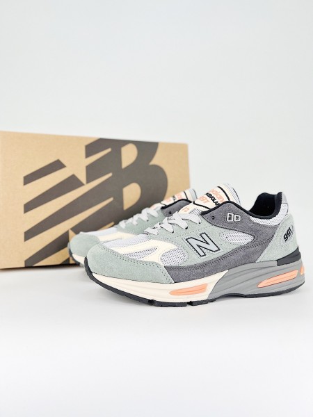 New Balance 991 MiUK Silver Blue Turbulence