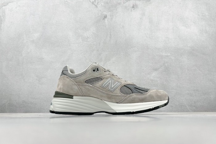 New Balance 991v2 MiUK Rock Ridge Grey
