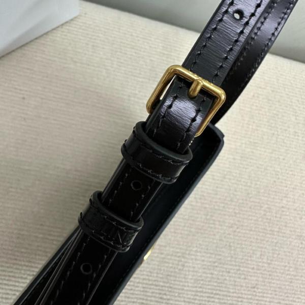 CELINE Shoulder Bags 115703BF4-38NO size 22*4*13.5 cm