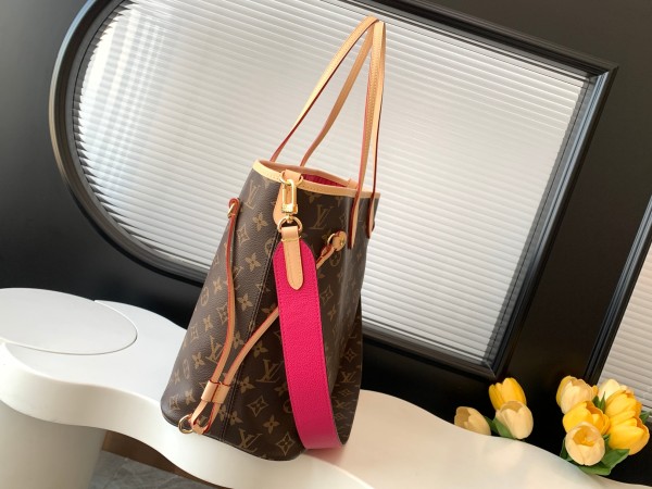 Louis Vuitton Neverfull Bandouliere MM Inside Out Monogram/Rose Pondichery M12257 size 30.99*13.97*27.94 cm