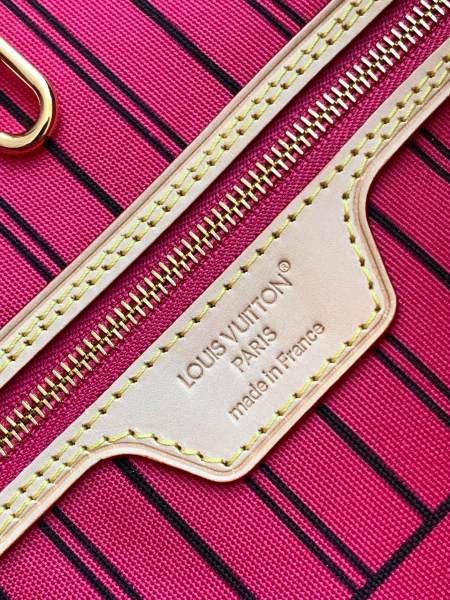 Louis Vuitton Neverfull Bandouliere MM Inside Out Monogram/Rose Pondichery M12257 size 30.99*13.97*27.94 cm