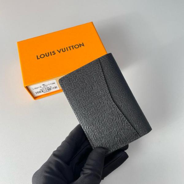 LOUIS VUITTON Wallets M30283 size 8*11*1 cm
