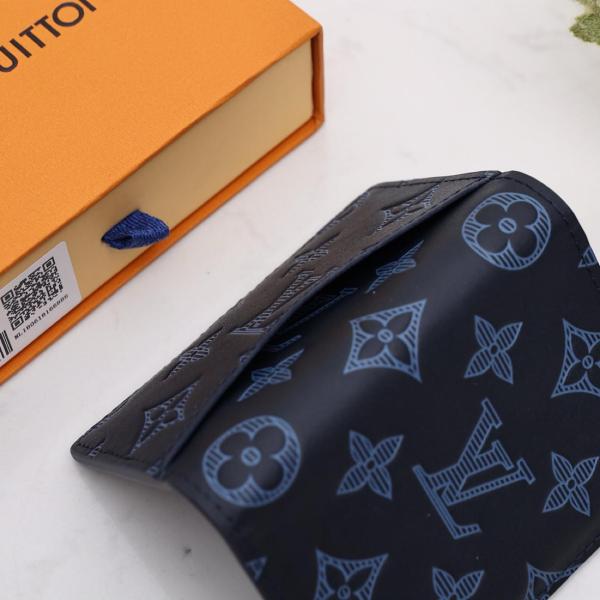 Louis Vuitton Pocket Organizer Monogram Shadow Navy Blue M80421 size 8*11*1 cm
