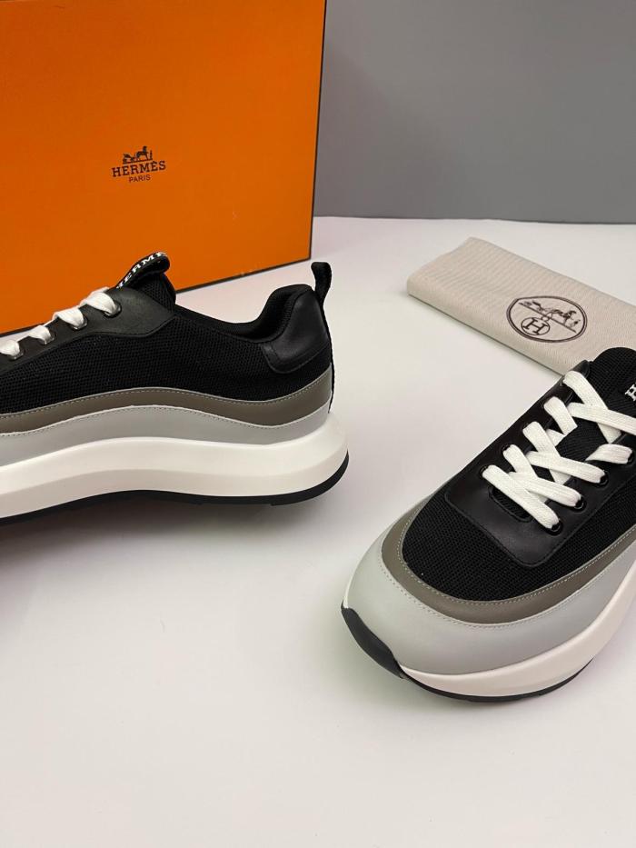 HERMES Casual Shoes Men Low-Top Black