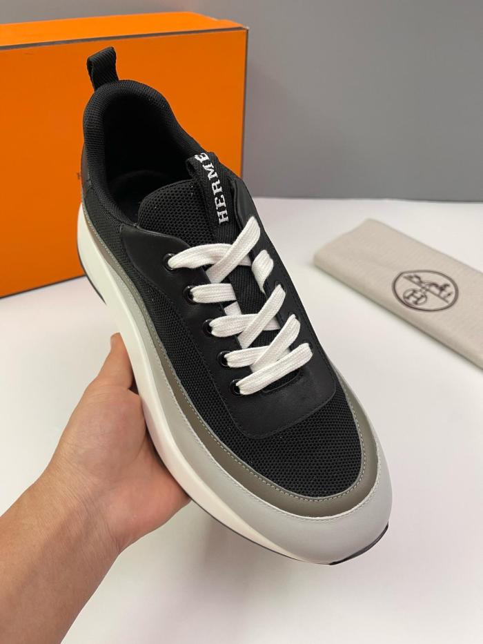 HERMES Casual Shoes Men Low-Top Black