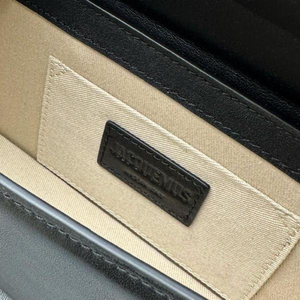Jacquemus Clutches 213BA004-3000-990 size 22.5*10cm