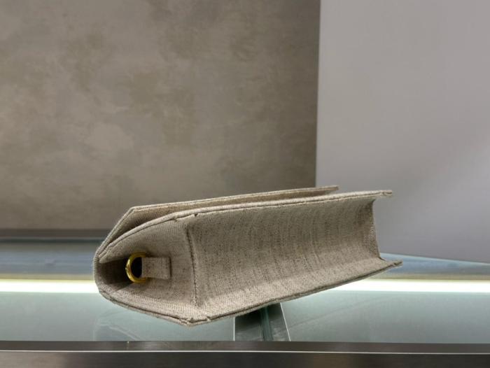 Jacquemus Le Chiquito Long Tote Bag 213BA0043071140 size L22*W5*H10cm