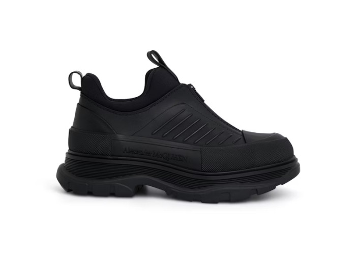Alexander McQueen Tread Slick Zip Up Black