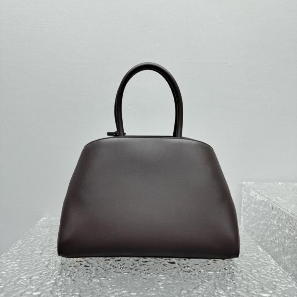 Ferragamo Handbags 216377-768825 size 32*15*21cm