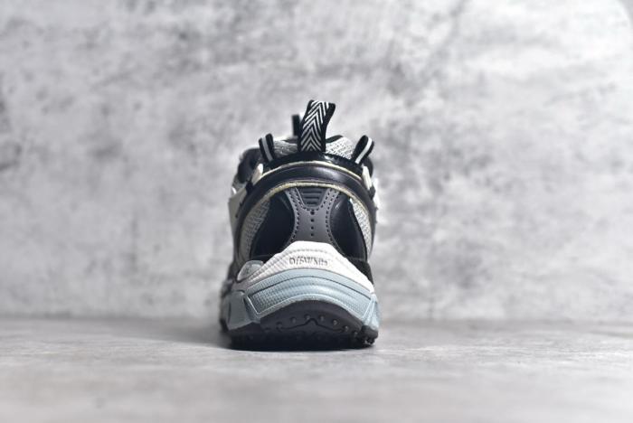 OFF-WHITE Be Right Back Lace-Up Sneakers Women's