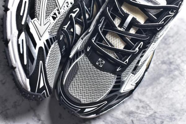 OFF-WHITE Be Right Back Lace-Up Sneakers Women's